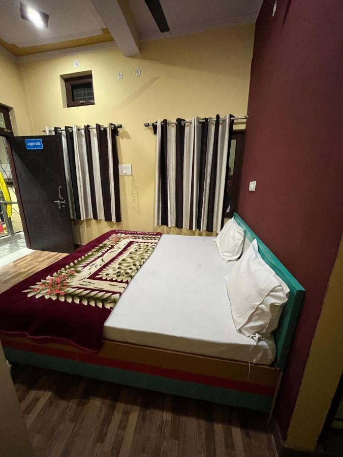 Girish Alay Home Stay Rudraprayāg Екстериор снимка