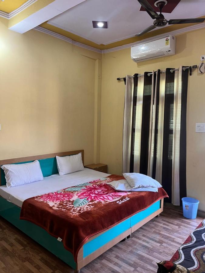 Girish Alay Home Stay Rudraprayāg Екстериор снимка