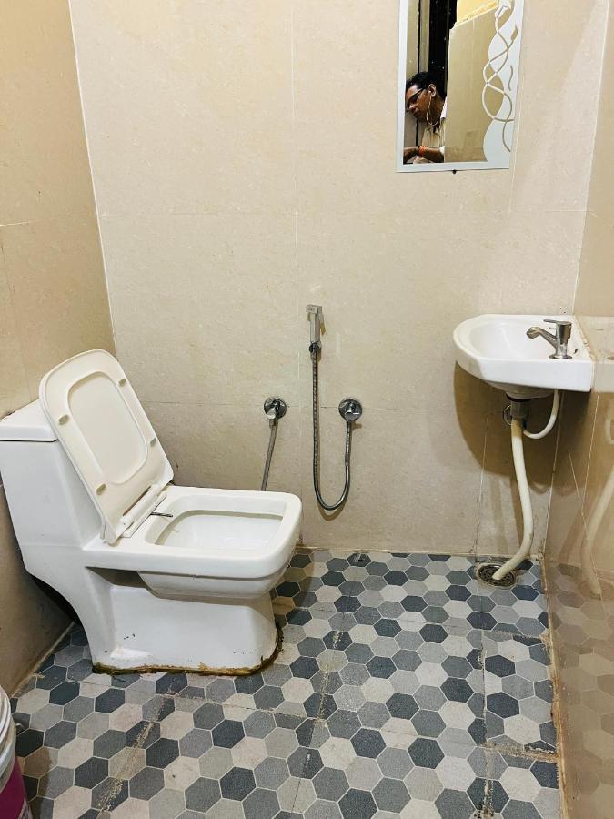Girish Alay Home Stay Rudraprayāg Екстериор снимка